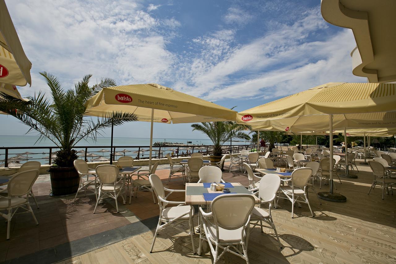Royal Grand Hotel And Spa 卡瓦尔纳 外观 照片